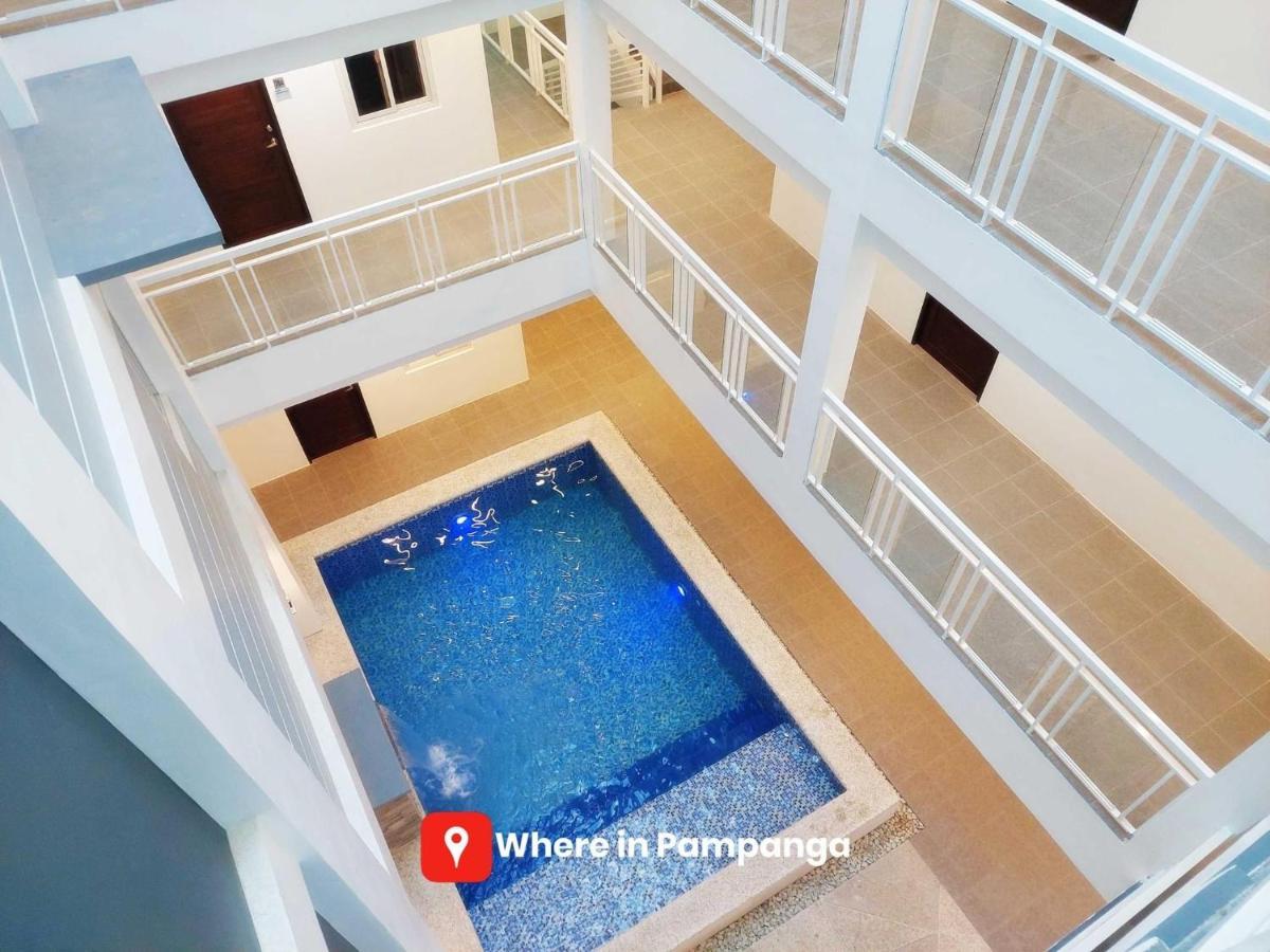Cozy Entire Condo Unit With Pool Access Angeles Bagian luar foto