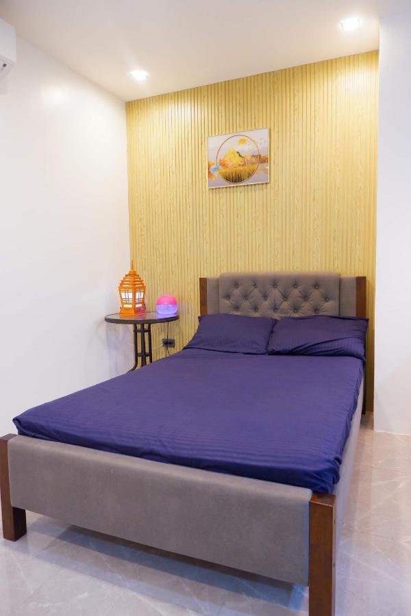 Cozy Entire Condo Unit With Pool Access Angeles Bagian luar foto